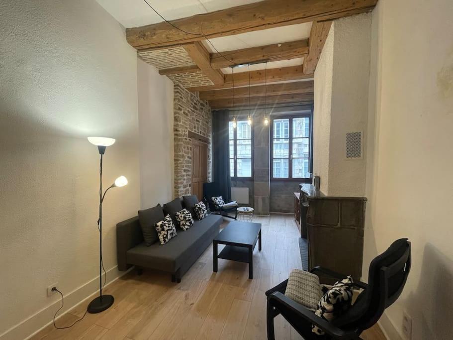 Elegant 2 Chambres Vieille Ville Besancon Exterior photo